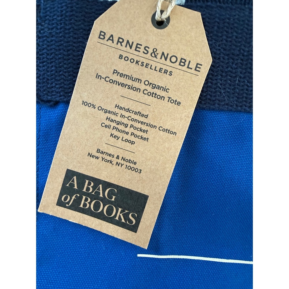 NWT Barns & Noble A BAG of BOOKS Canvas Tote Bag Book Bag Blue With Handles - Picture 2 of 13